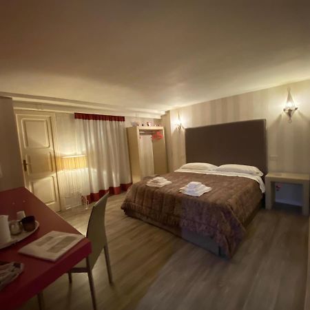 Dante'S Room By Apulia Accommodation Bari Exterior photo