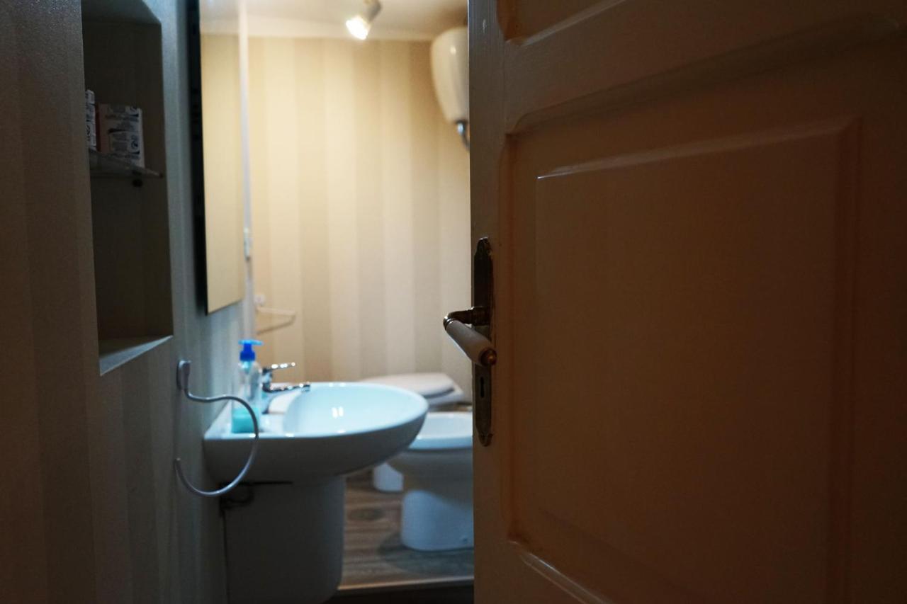 Dante'S Room By Apulia Accommodation Bari Exterior photo